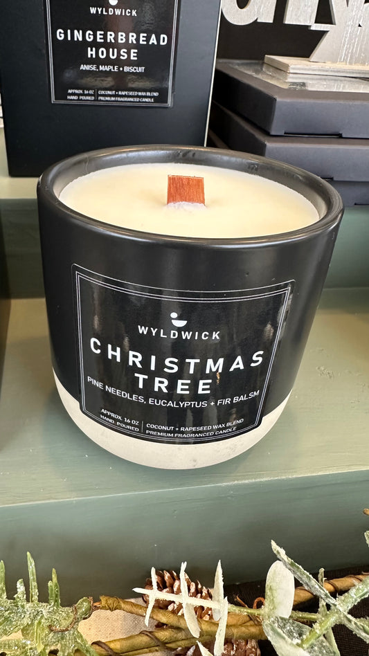Premium CHRISTMAS TREE Candle 16oz (Limited Edition)
